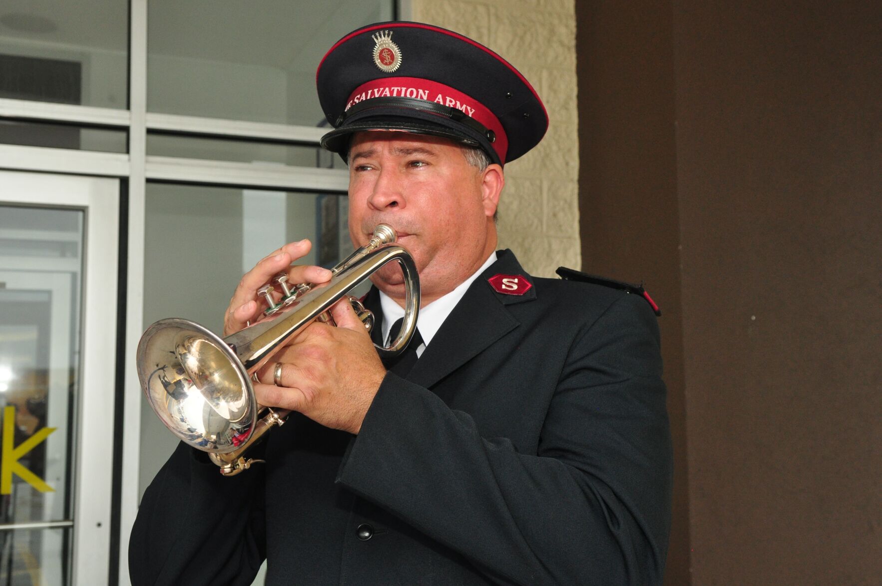 Salvation Army kicks off Red Kettle campaign